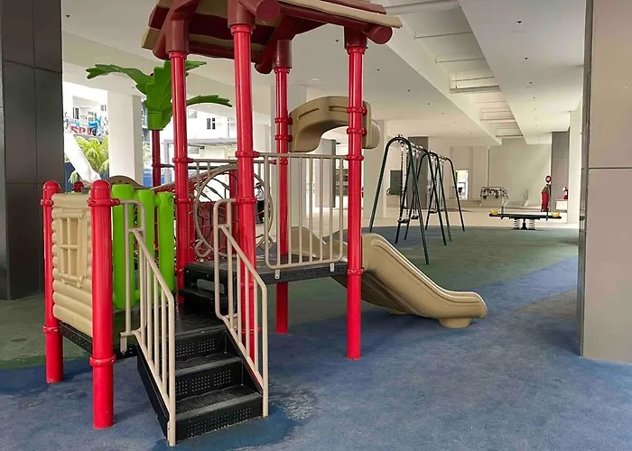 Vine Residences 2br, Unli Wifi, Primevideo, Freeparking Near Mall, Kiddie Pool 902